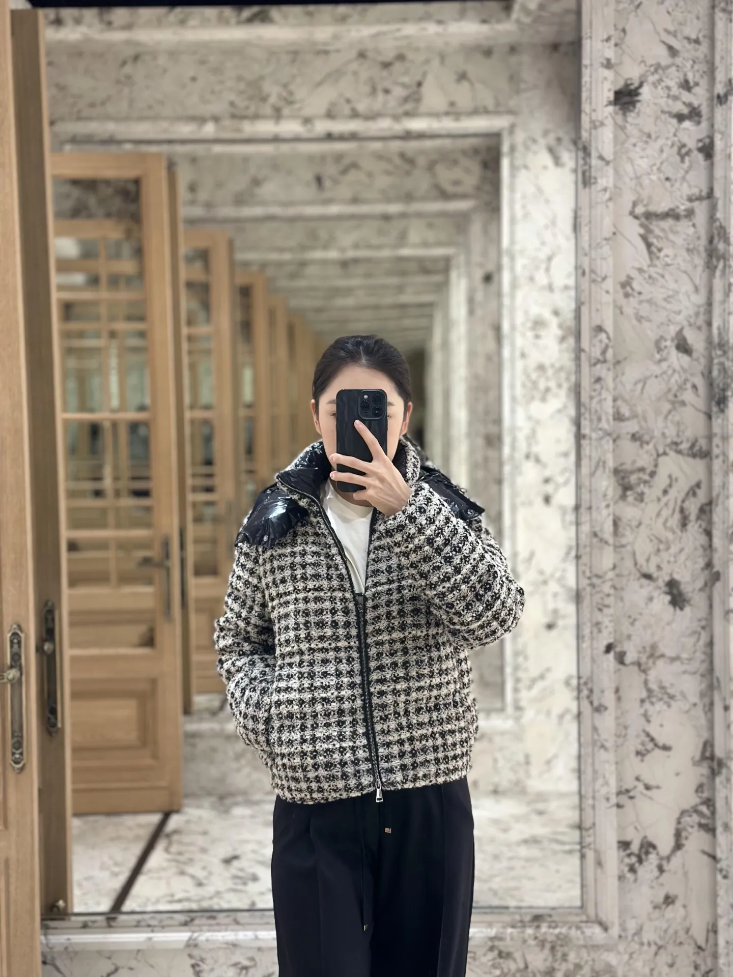 Andronne Down Jacket view 2