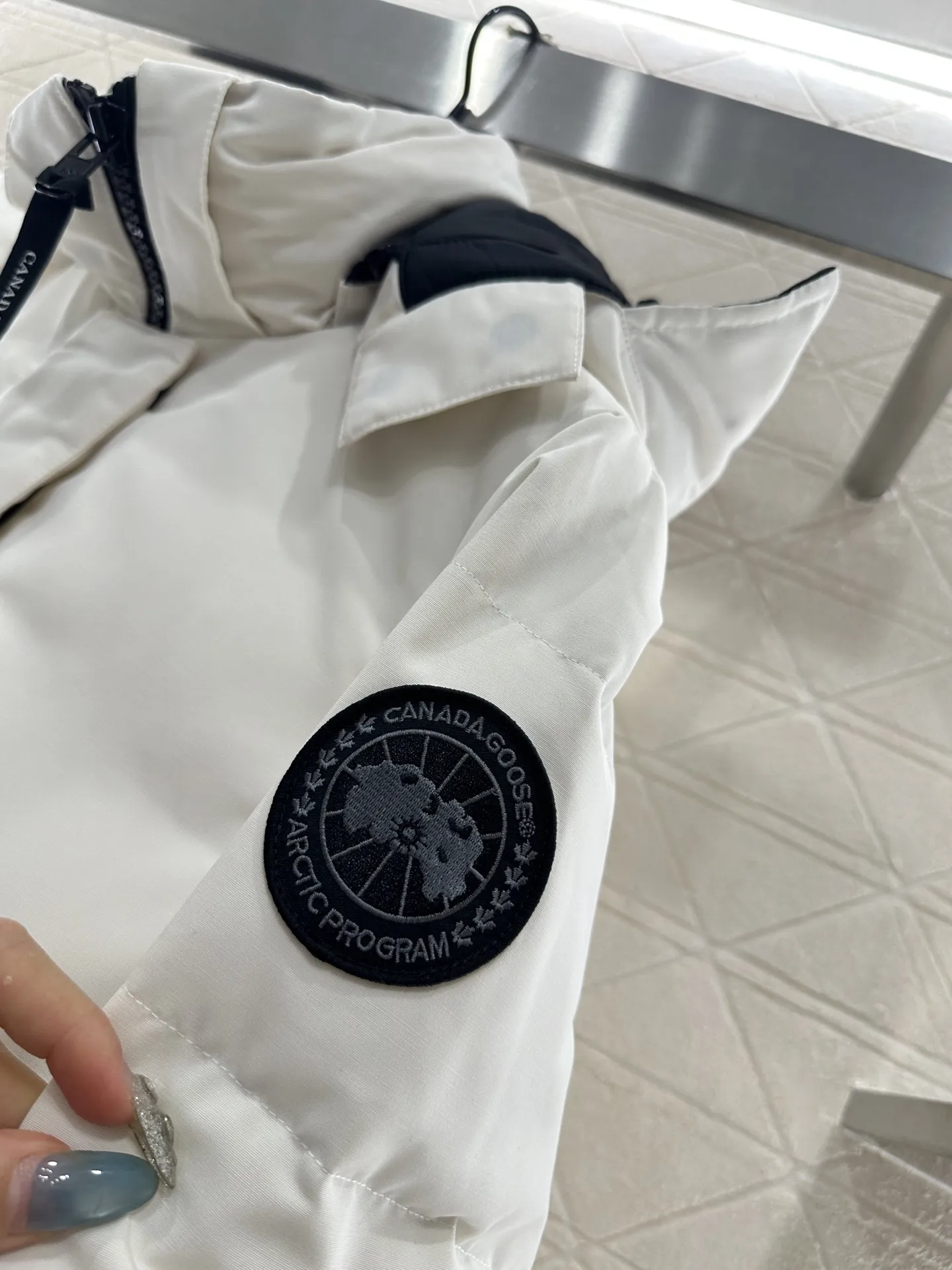 Detachable Hooded Down Jacket view 5