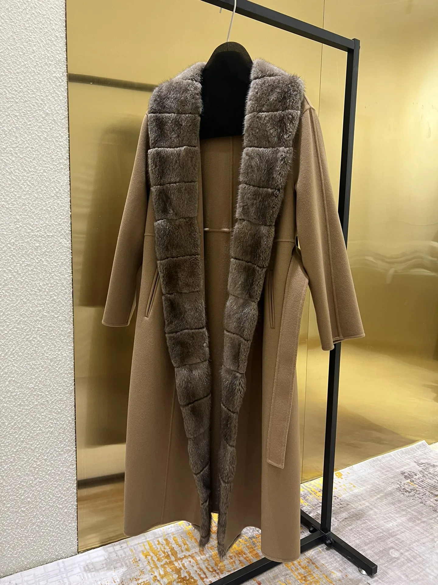 Womens Wear Kopenhagen Mink Cashmere Outfit - Certified Pre-Owned Luxury